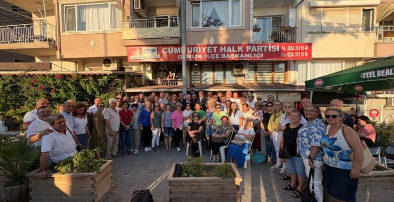CHP Gemlik’te Kongre Heyecanı Birlik ve Beraberlik Mesajları ile Başladı. Suat Ülgen, “Biz de Gençlik Var” dedi.