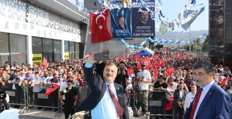 Anahtar Parti Bursa: Milliyetçiliğimizi sorgulayanlar, terörle yan yana yürüyenlerdir