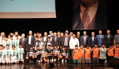 Gemlik Belediyespor’dan 3 Kupa Birden