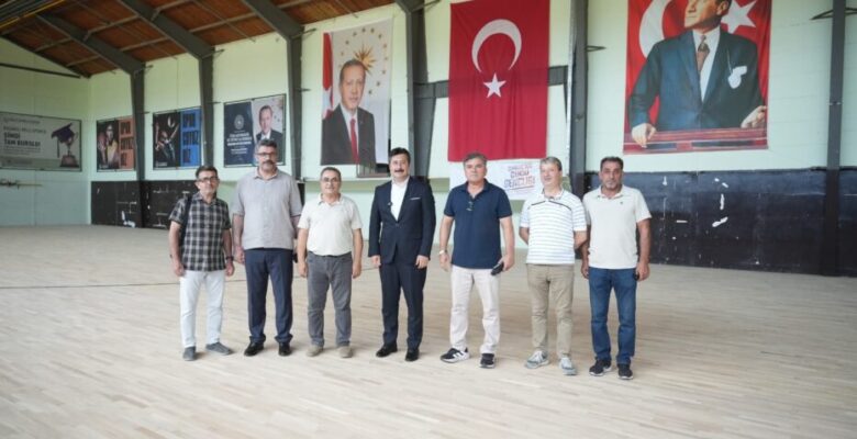 YENİŞEHİR KAPALI SPOR SALONUNUN ZEMİNİ YENİLENİYOR