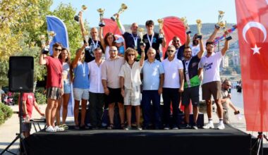 Gemlik’te Zafer Bayramı Coşkusu Su Sporlarıyla Taçlandı