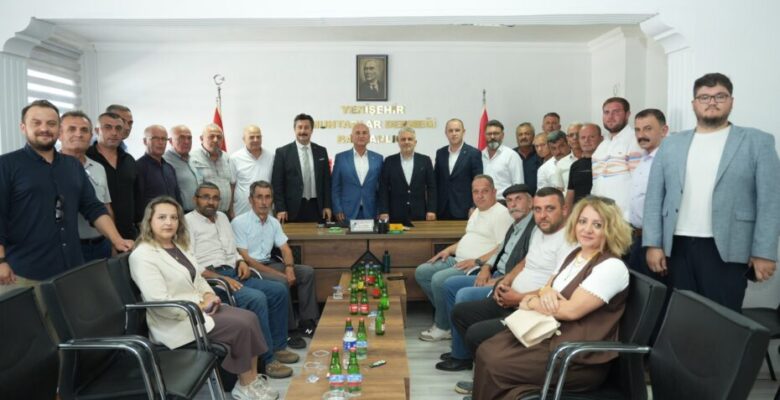 YENİŞEHİR’DE GÖNÜL BELEDİYECİLİĞİ SAHADA   