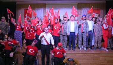 Engelli bireylerden Osmangazi’de 30 Ağustos Zafer Bayramı kutlaması