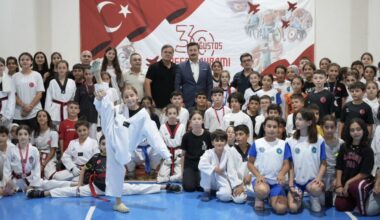 MİNİKLER TAEKWONDO ŞAMPİYONASI YENİŞEHİR’DE YAPILDI