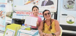 Gezici Kütüphane çocukları bilgiyle donatıyor