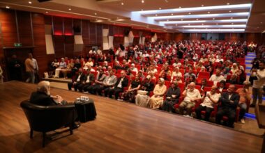 PROF. DR. SADETTİN ÖKTEN’E İNEGÖL’DE YOĞUN İLGİ PROF. DR. SADETTİN ÖKTEN’E İNEGÖL’DE YOĞUN İLGİ