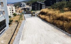 Gemlik’te Üç Koldan Yol Yapımı Sürüyor