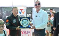 Türkiye’nin ilk astronotu Karacabey’de deneyimlerini paylaştı