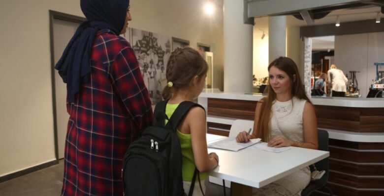 Nilüfer’de öğrencilere kırtasiye desteği  