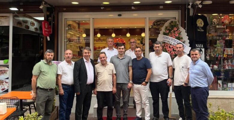 Kardelen Kestane Şekeri Şimdi de Ünlü Cadde’de