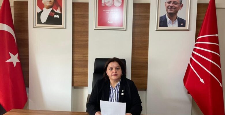 CHP Gemlik kadın Kolları; “Hayatı Savunmak İçin Başkaldırıyoruz!”