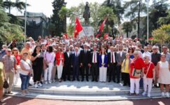 CHP Bursa’dan coşkulu 30 Ağustos kutlaması