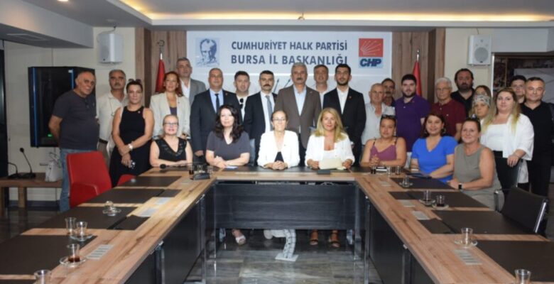 Memleket Partisi’nden CHP Bursa’ya güçlü katılım: İl Başkanı Yeşiltaş’tan omuz omuza mücadele mesajı