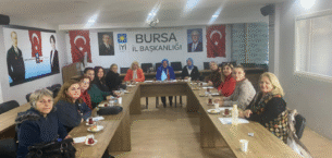 İYİ Kadınlardan Cinayetlere Tepki