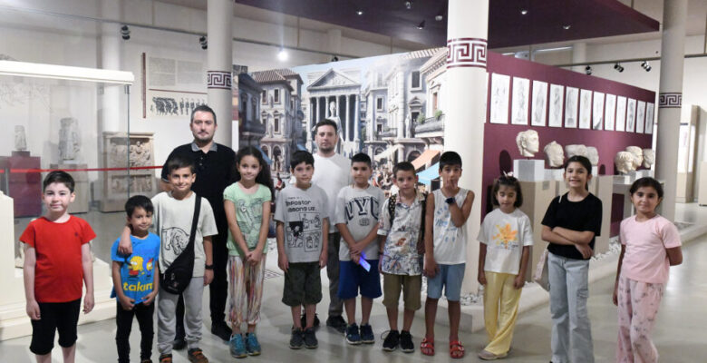 Osmangazi’de küçük kaşifler tarih yolculuğuna çıktı
