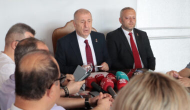 ÜMİT ÖZDAĞ; “ÖCALAN TÜRKİYE’YE DEMOKRASİ GETİRİYORMUŞ”