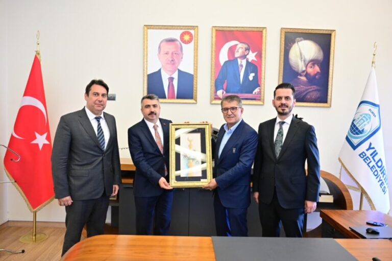 YILDIRIM’IN GENÇLİK PROJELERİNE TAM NOT