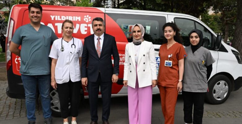 YILDIRIM’DA PATİLİ CANLARA MOBİL HİZMET