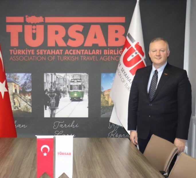 TÜRSAB BŞK. YRD. HASAN EKER’DEN DÜNYA TURİZM GÜNÜ MESAJI “TURİZM BARIŞIN VE EKONOMİNİN TEMİNATIDIR”