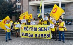 EĞİTİM SEN BURSA; “OKUL VE KIRTASİYE MASRAFLARI VELİLERİN SIRTINA YIKILMAMALIDIR!”