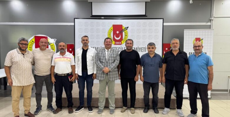 Hemşehri Dernekleri Komisyonu’ndan Gemlik Gazeteciler Cemiyeti’ne Ziyaret