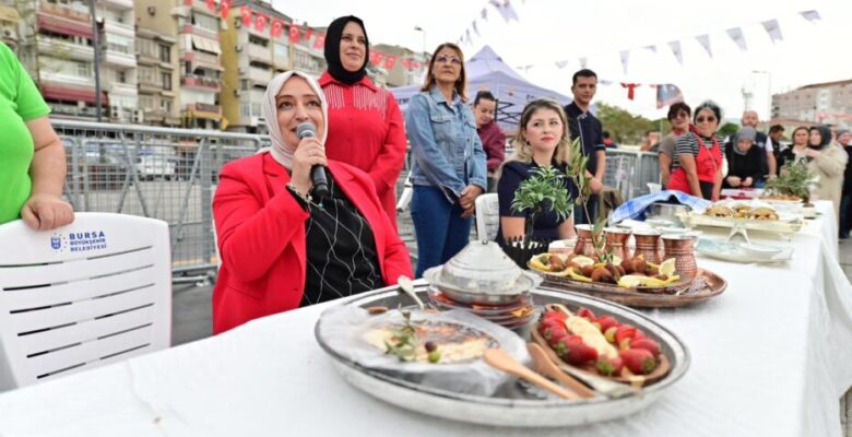 32. Uluslararası Gemlik Zeytini Festivali’nde Zeytinli Lezzetler Yarışması’na büyük ilgi