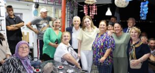 BAŞKAN MUSTAFA BOZBEY’E KUMLA’DA SEVGİ SELİ