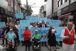 BURSALILAR SAĞLIK İÇİN YÜRÜDÜ