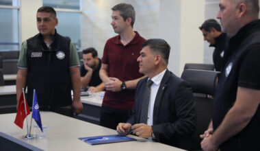 BURSA’DA YENİ EĞİTİM-ÖĞRETİM YILI SORUNSUZ BAŞLADI BURSA’DA YENİ EĞİTİM-ÖĞRETİM YILI SORUNSUZ BAŞLADI