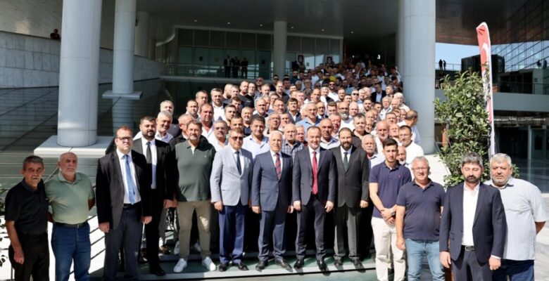TÜRKİYE’YE ÖNCÜ ‘BURSA TAKSİ’ YOLLARDA