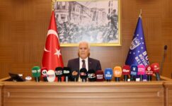 BAŞKAN MUSTAFA BOZBEY, “BURSA’MIZIN KURTULUŞU KUTLU OLSUN”
