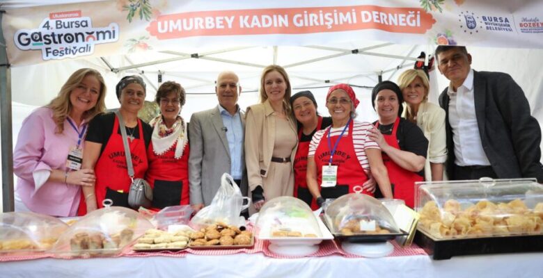 MİNİK ŞEFLERE BOZBEY AMCALARINDAN ALKIŞ