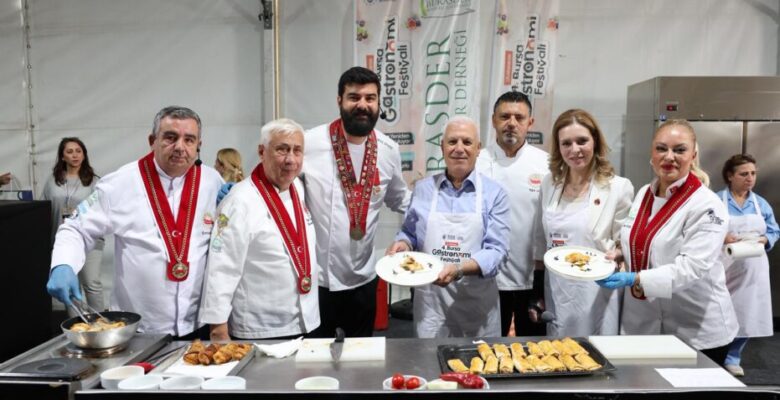 BURSA’NIN GASTRONOMİ ŞÖLENİ DOLU DOLU GEÇTİ