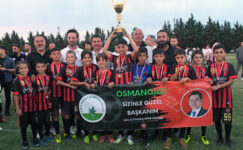 Osmangazi’de minik yetenekler futbol şöleninde buluştu
