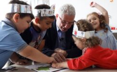 BEŞİNCİ KÖY AKADEMİSİ CAZ BAĞIŞLARIYLA MÜRSEL’DE AÇILDI