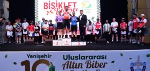YENİŞEHİR’DE 32 YIL SONRA BİSİKLET YARIŞI DÜZENLENDİ