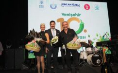 10’NCU ULUSLARARASI ALTIN BİBER FESTİVALİ ÜMİT BESEN VE PAMELA KONSERİ İLE SONA ERDİ