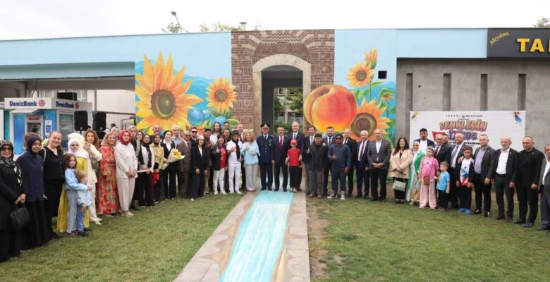 İNEGÖL, ULUSLARARASI DUVAR RESİMLERİ FESTİVALİ İLE SANATLA BULUŞTU
