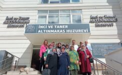Nilüferli kadınlardan huzurevinde sıcak buluşma