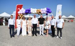 Karacabey’de kadın girişimcilerden renkli alışveriş şenliği