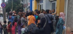 Karacabey Belediyesi’nden öğrencilere kırtasiye çeki desteği