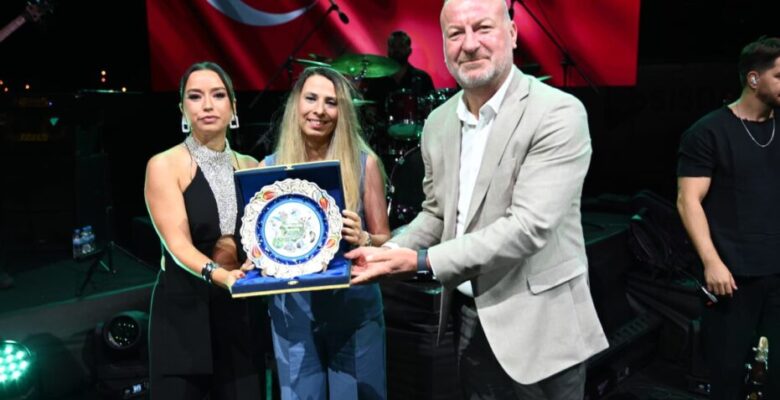Karacabey’in kurtuluş coşkusu konserler ve final heyecanıyla zirveye çıktı
