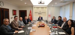 Türkiye Perakendeciler Federasyonu, marketlerin pazar günleri kapalı olması önerisinde bulundu.