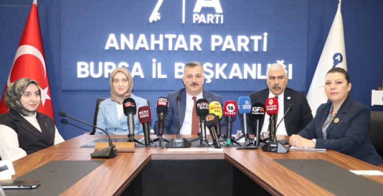 Anahtar Parti Genel Başkan Yardımcısı Beril Gümüş: iktidar kadına şiddeti politikleştirdi