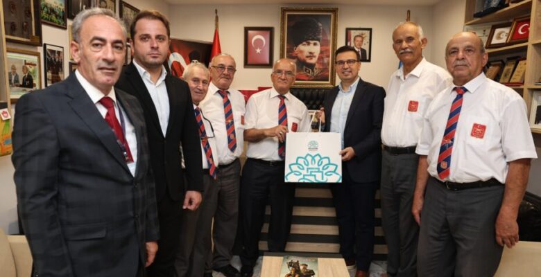 Nilüfer Belediyesi gazi ve şehit yakınlarının yanında