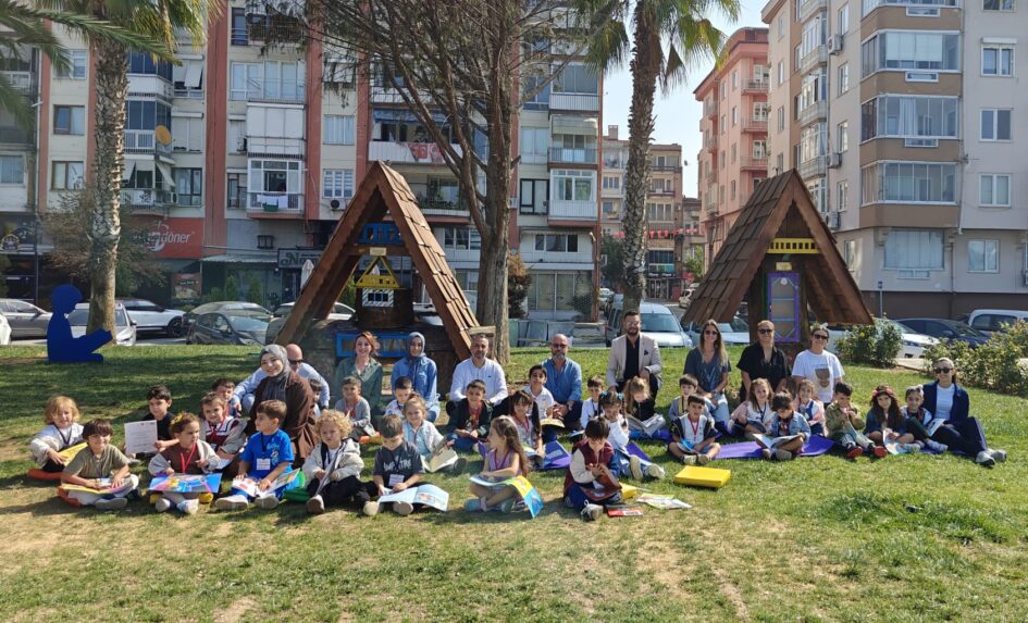 GEMLİK’TE KİTAP DOSTU BİR PROJE