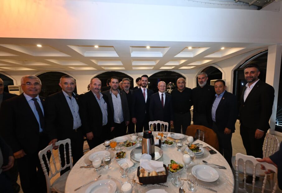 AK Parti Osmangazi İlçe Başkanlığı’ndan Muhtarlar Günü’nde “Birlik ve Beraberlik” Gecesi