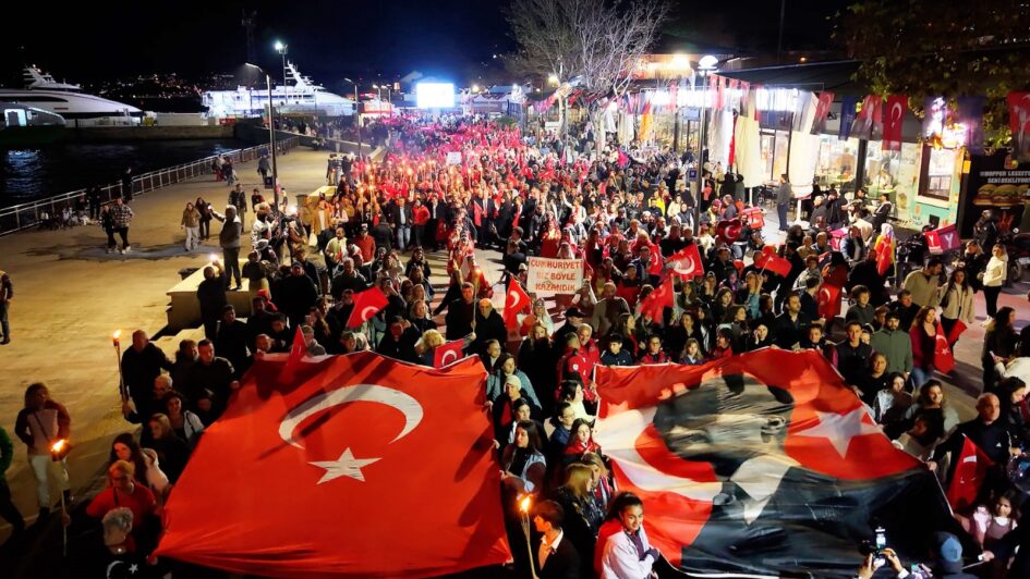 CUMHURİYET’İN KALBİ MUDANYA’DA ATTI