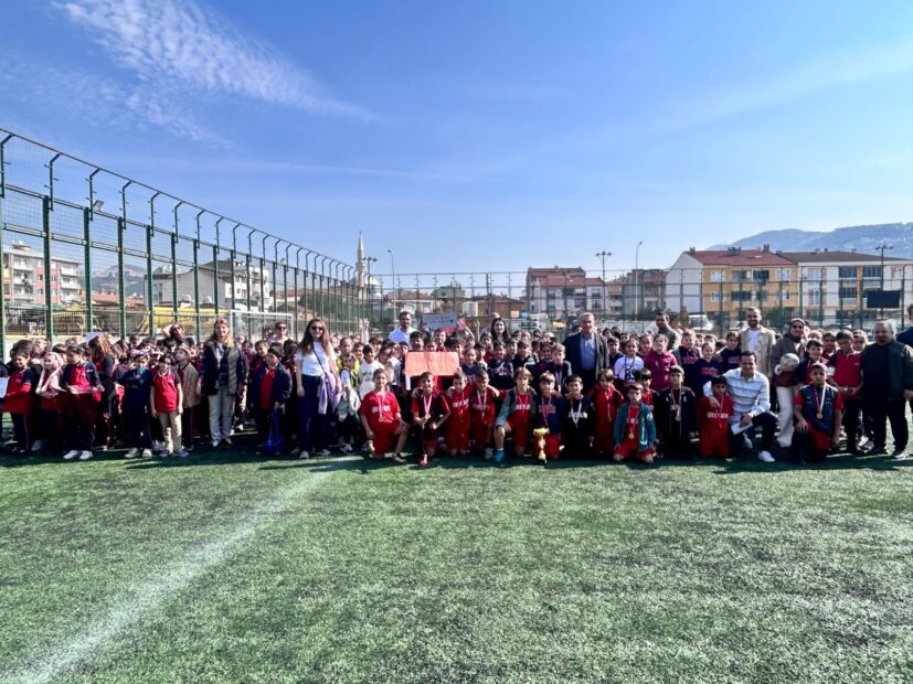 Gemlik’te Cumhuriyet Kupası Sahiplerini Buldu