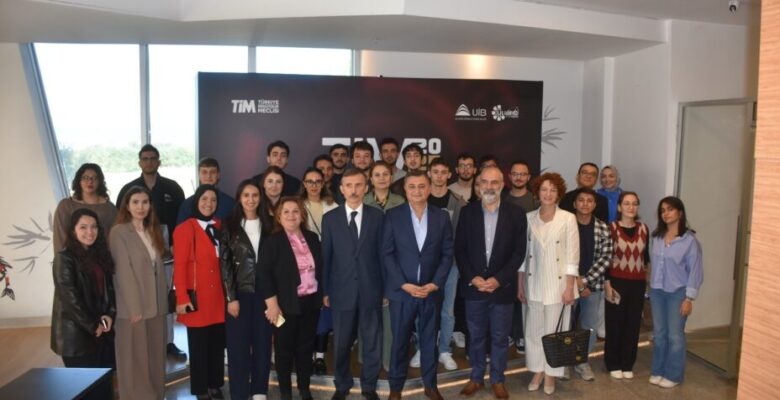 İHRACAT İNOVASYONLA GELİŞİYOR
